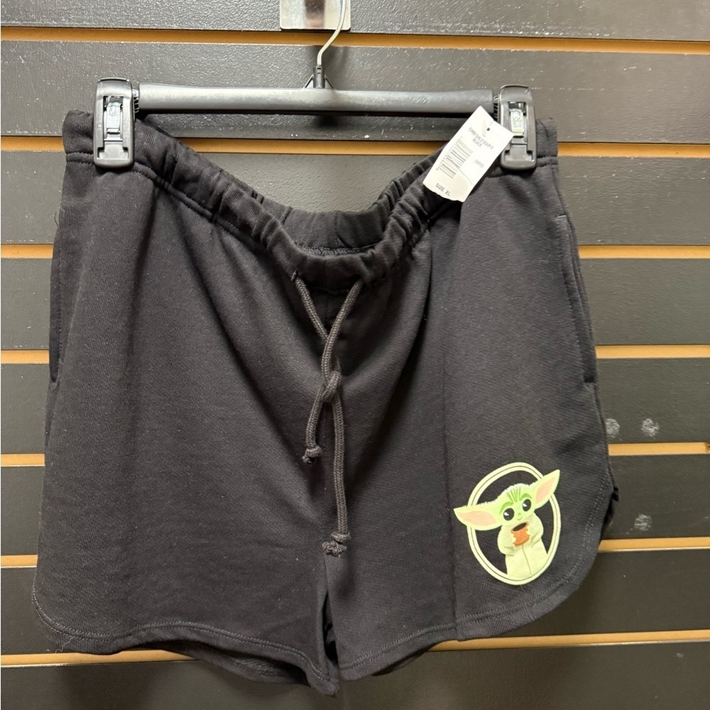 NWT Star Wars Baby Yoda Lounge Shorts – Size XL